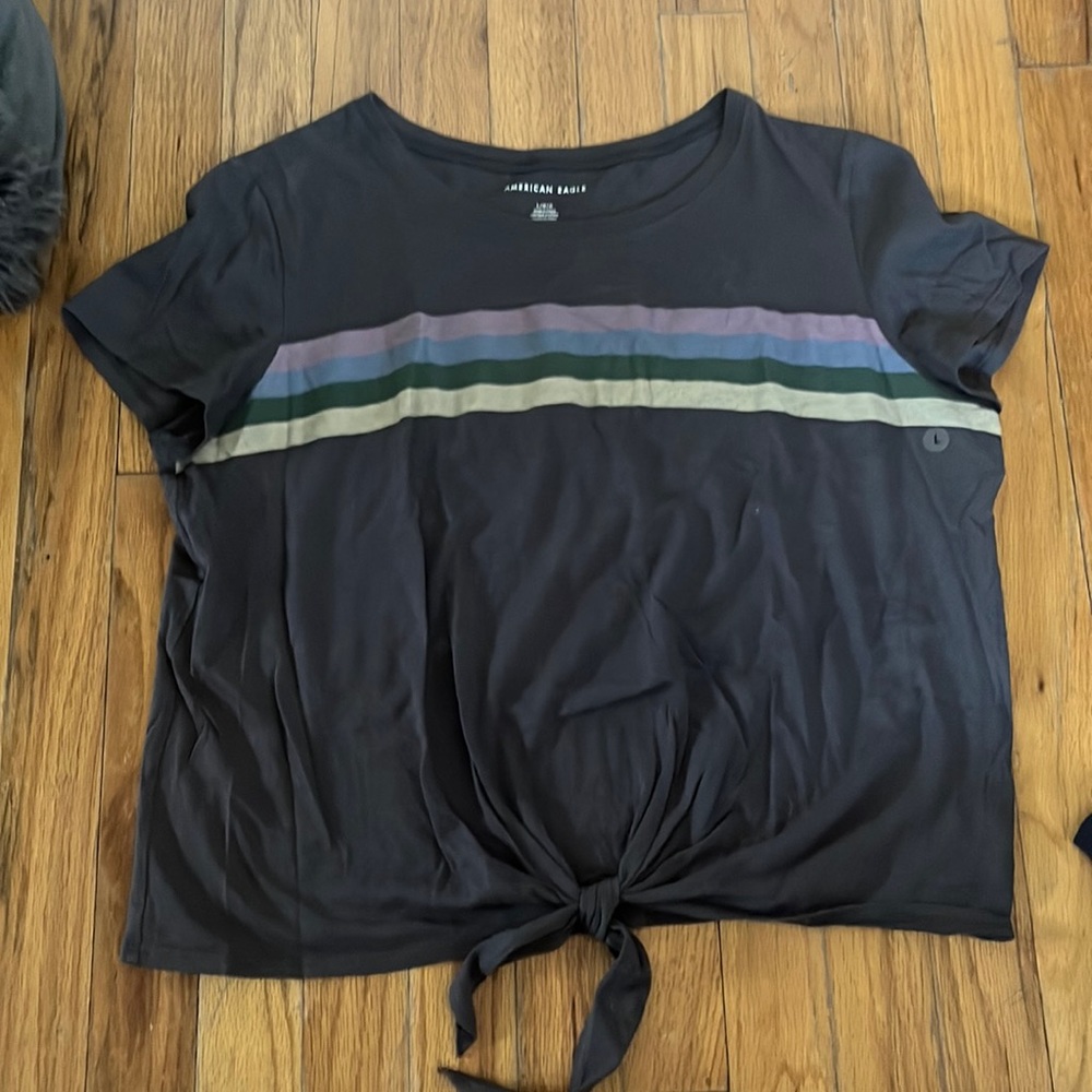 American eagle large shirt
